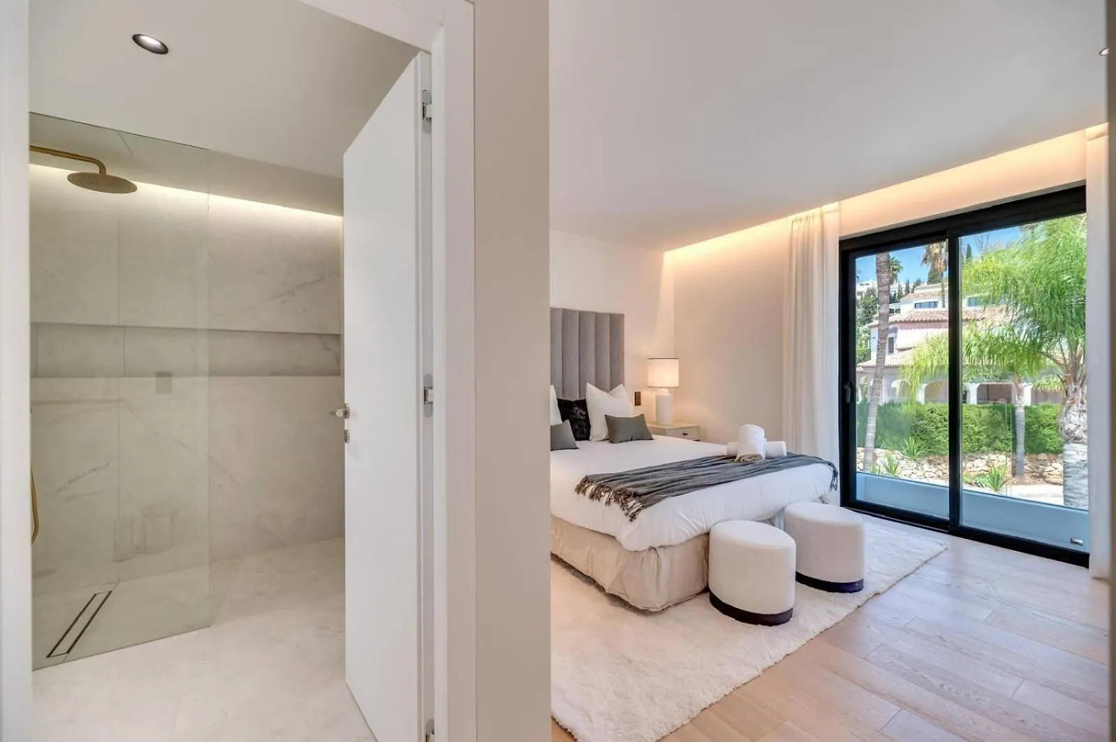 Luxury 5 Bed Villa - Heated Pool Marbella