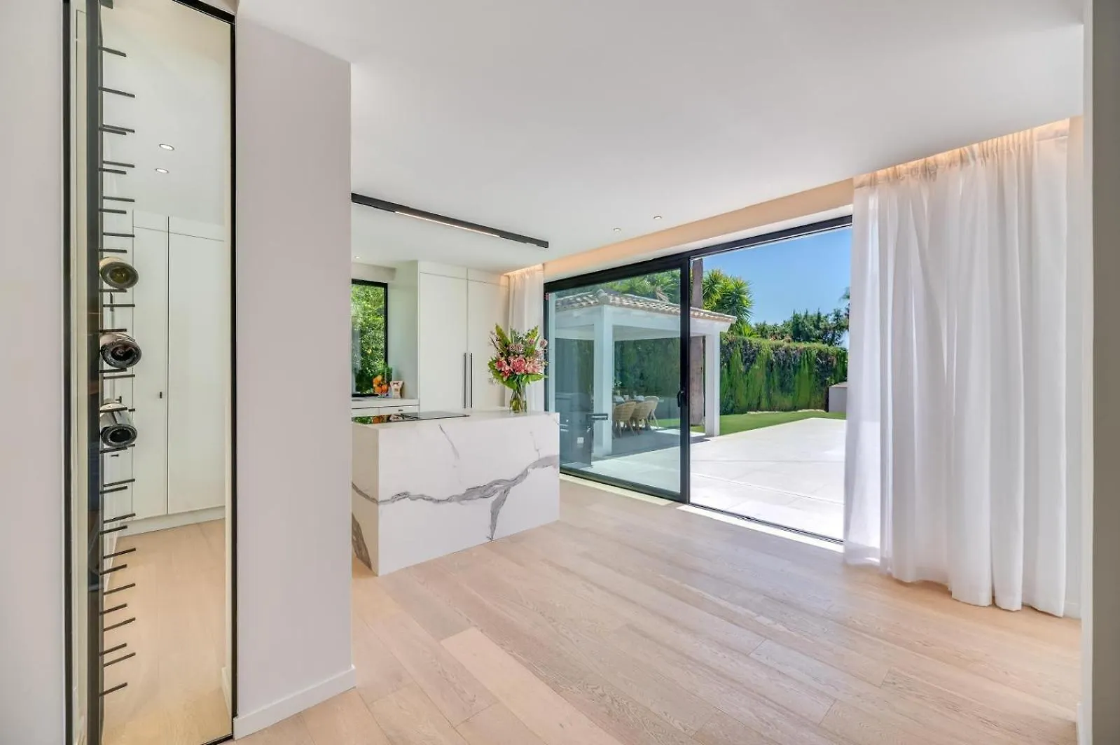 Luxury 5 Bed Villa - Heated Pool Marbella Spain